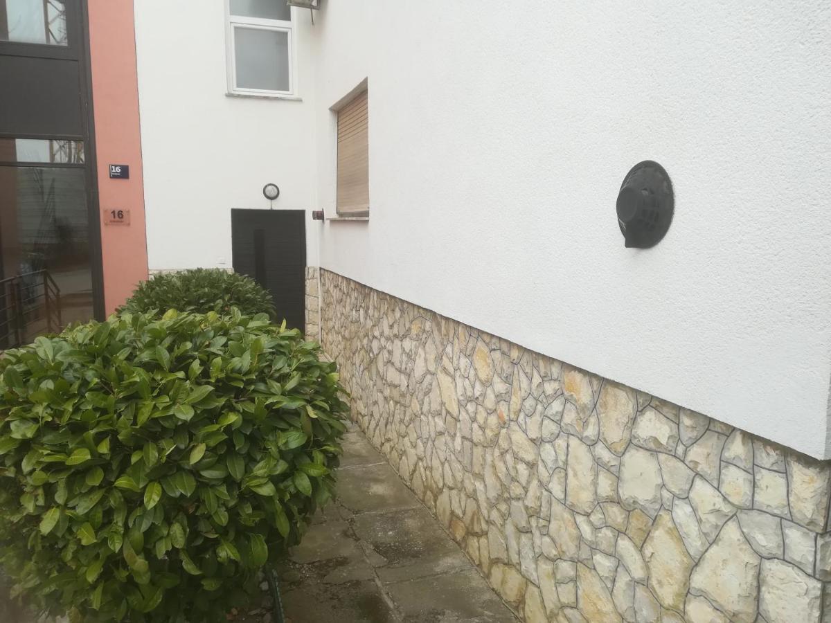 Apartment Aby Zagabria Esterno foto