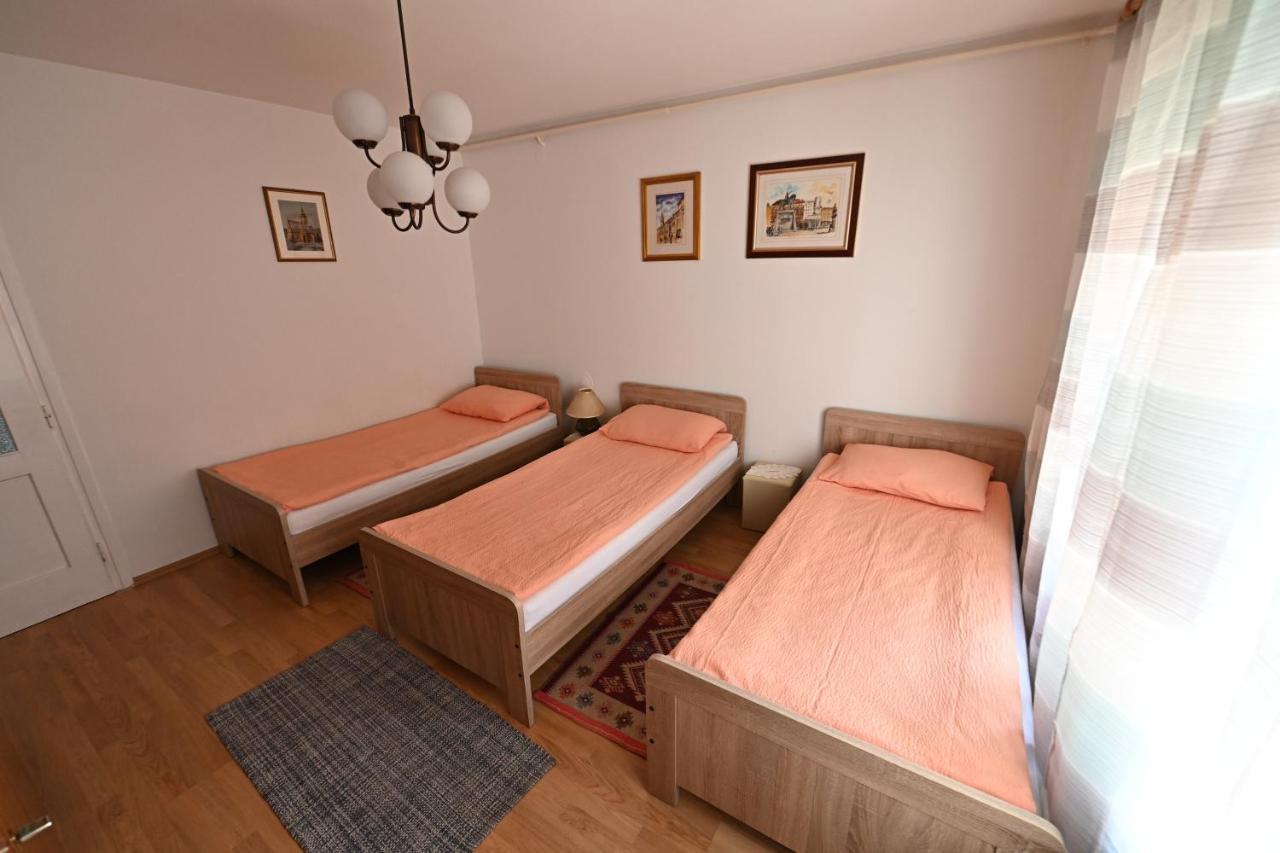 Apartment Aby Zagabria Esterno foto