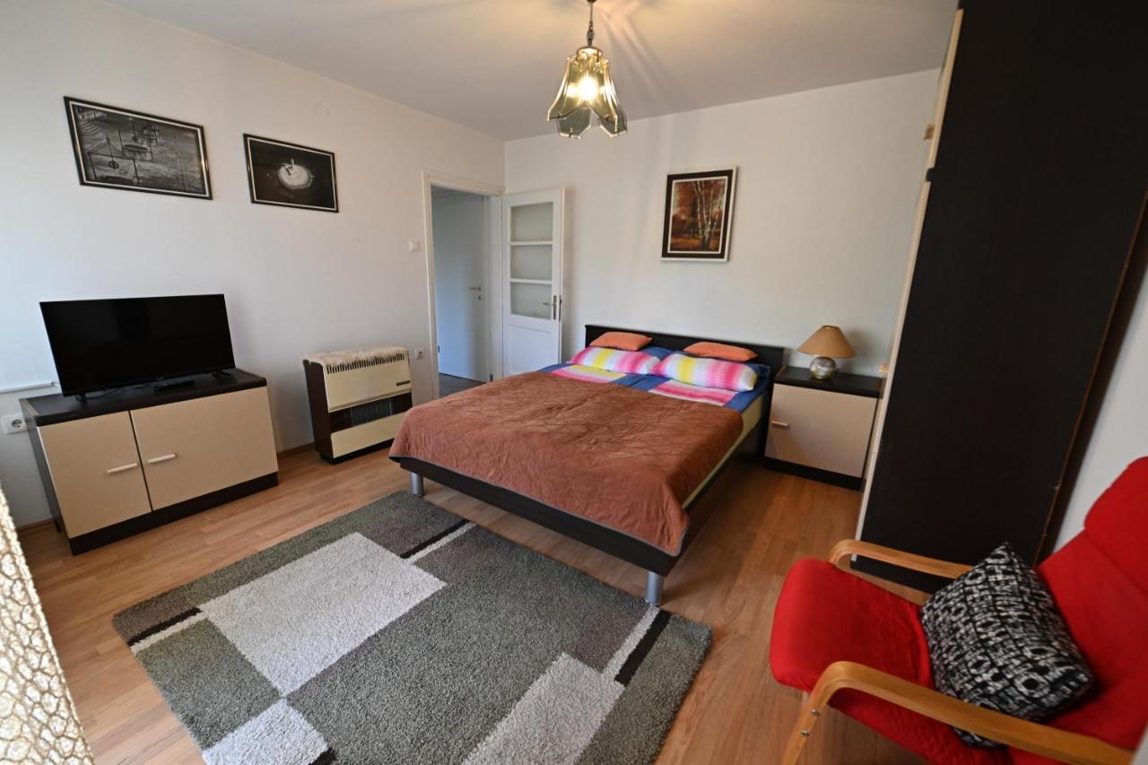 Apartment Aby Zagabria Esterno foto
